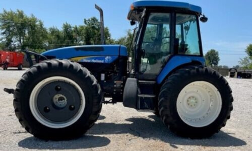 New Holland TV145 Tractor