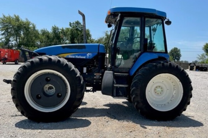 New Holland TV145 Tractor